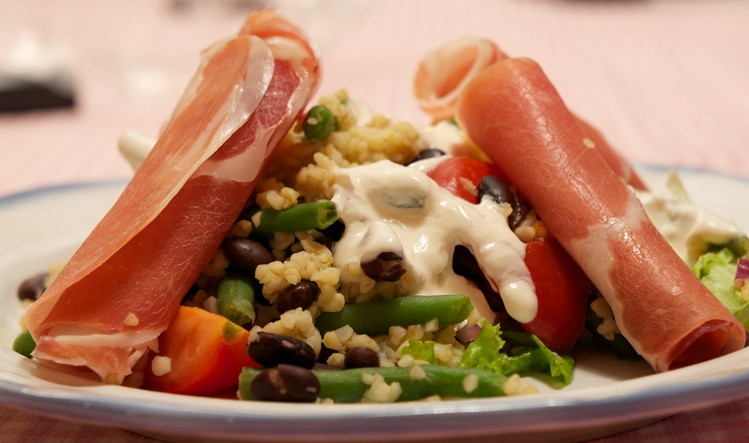 Bulgursallad med paramskinka